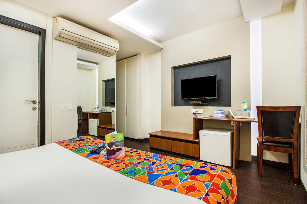 แฟ็บโฮเต็ล ไพรม์ อเวนิว Hotel อินดอร์ ภายนอก รูปภาพ
