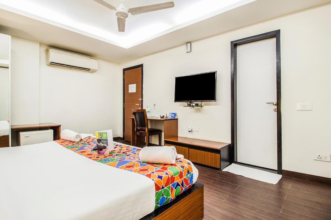 แฟ็บโฮเต็ล ไพรม์ อเวนิว Hotel อินดอร์ ภายนอก รูปภาพ