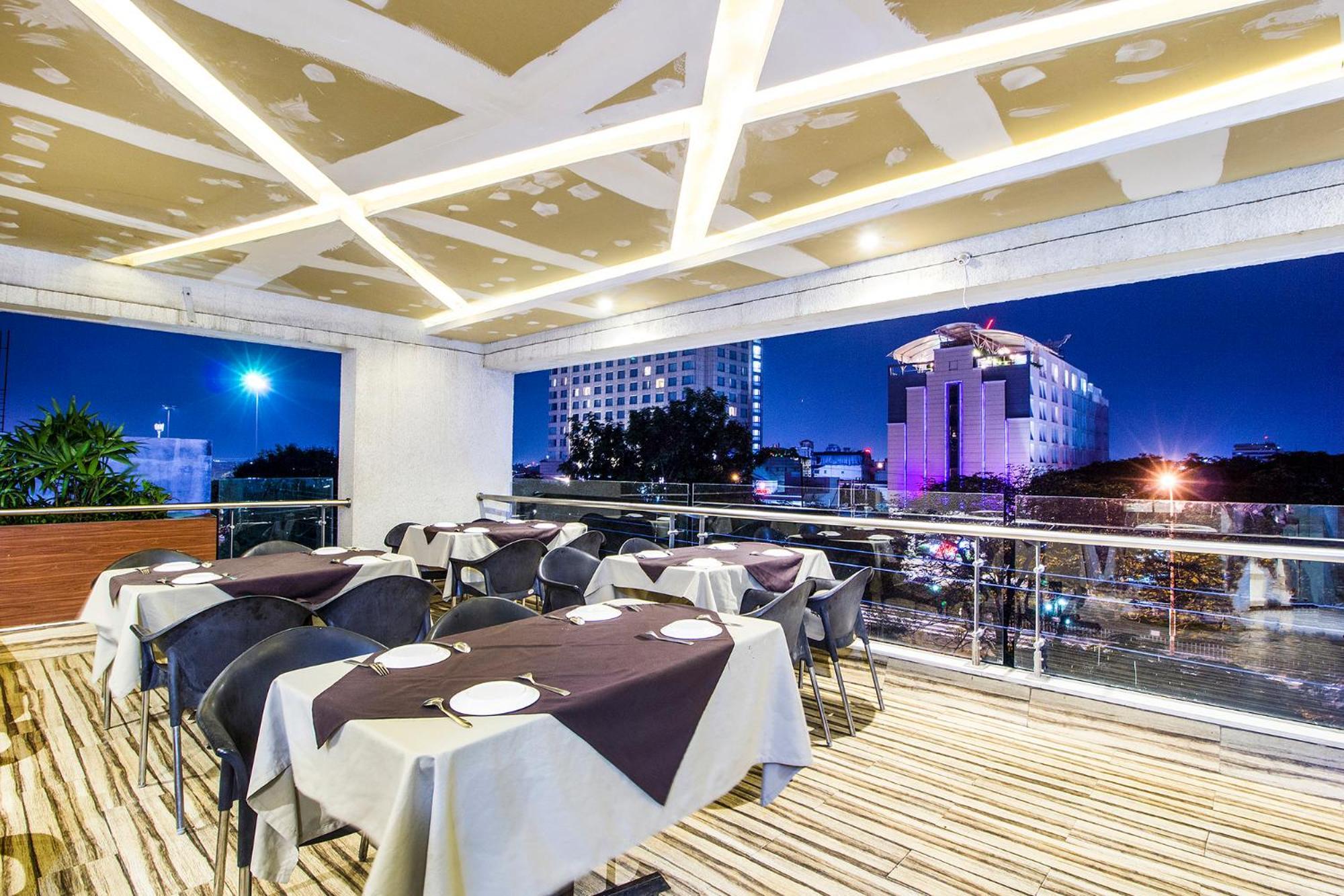 แฟ็บโฮเต็ล ไพรม์ อเวนิว Hotel อินดอร์ ภายนอก รูปภาพ